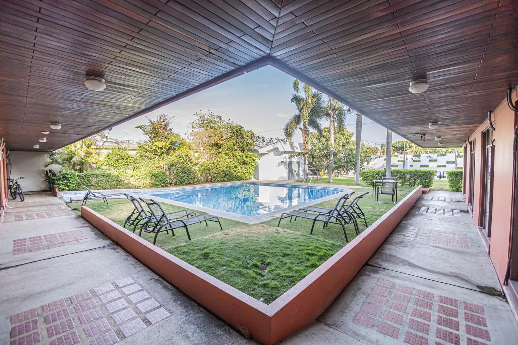 Hotel Cana Brava Inn Cañas Extérieur photo