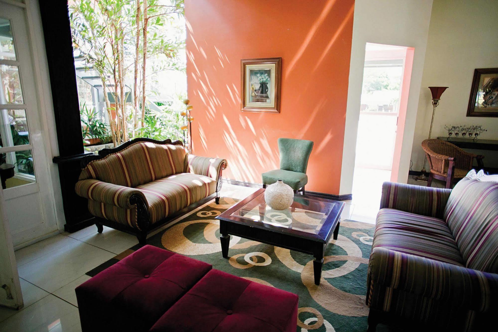 Hotel Cana Brava Inn Cañas Extérieur photo